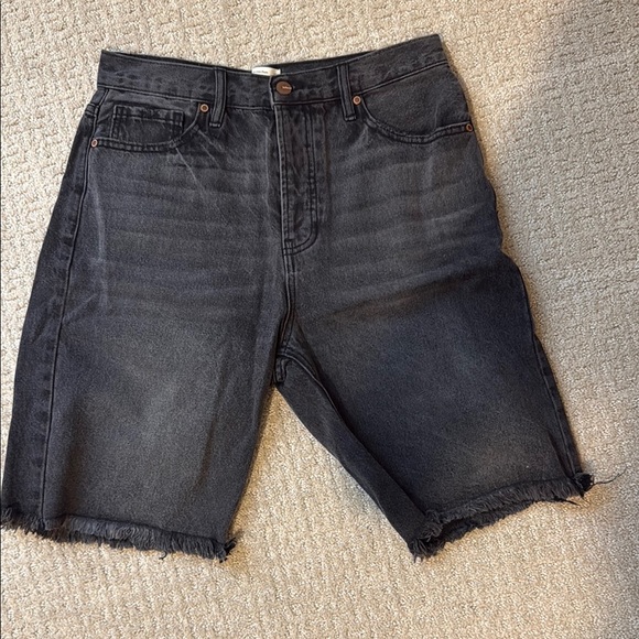 bohme Pants - Bohme raw hem 9in shorts